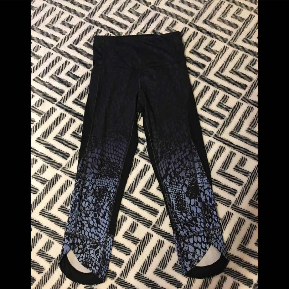 Womens Champion Capri Leggings, size XS